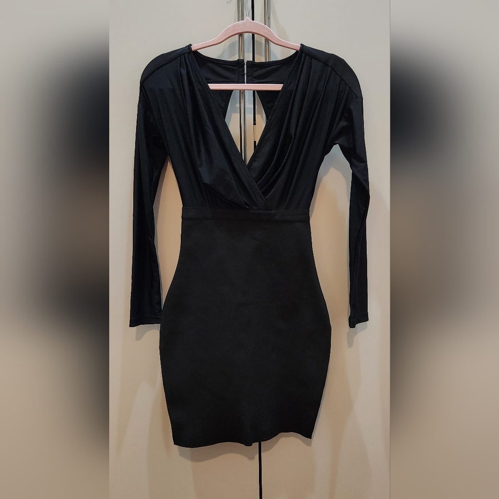 Black Bodycon Dress – Size Small